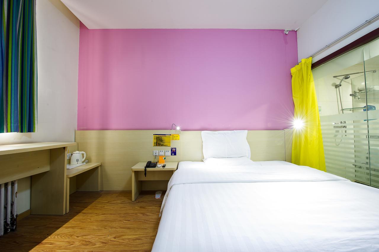 7Days Inn Guangzhou South Railway Station Huijiang Subway Station Zewnętrze zdjęcie